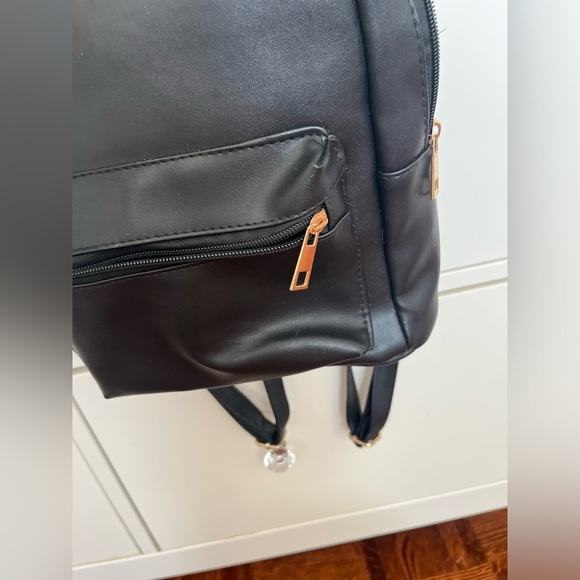 mini backpack in black. great for day trips/activities! - Picture 3 of 8